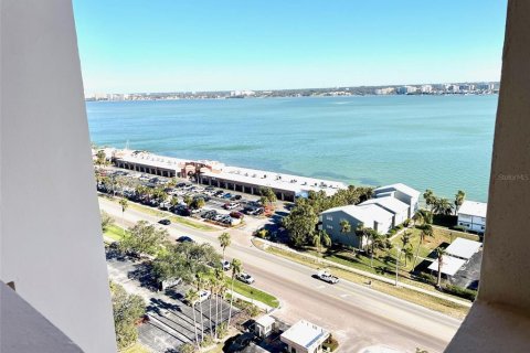 Condominio en alquiler en Clearwater, Florida, 2 dormitorios, 101.64 m2 № 1519724 - foto 8