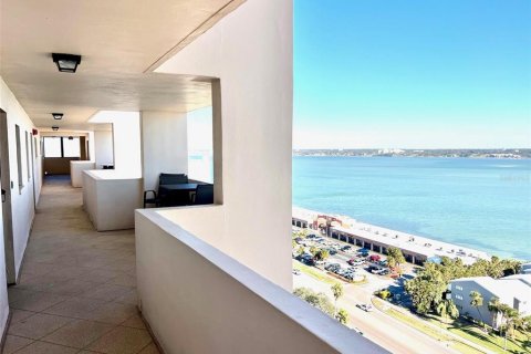 Condominio en alquiler en Clearwater, Florida, 2 dormitorios, 101.64 m2 № 1519724 - foto 6