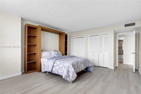 Condominio en venta en Miami, Florida, 2 dormitorios, 181.16 m2 № 2075807 - foto 5