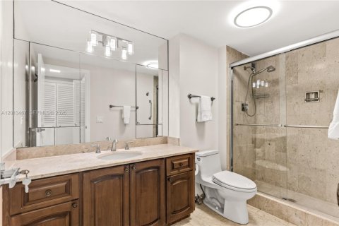 Condominio en venta en Miami, Florida, 2 dormitorios, 181.16 m2 № 2075807 - foto 23
