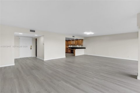 Condominio en venta en Miami, Florida, 2 dormitorios, 181.16 m2 № 2075807 - foto 12
