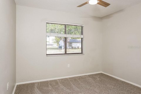 Casa en alquiler en North Port, Florida, 2 dormitorios, 83.8 m2 № 2116481 - foto 9