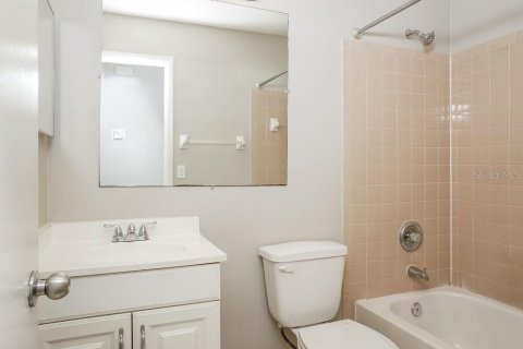 Casa en alquiler en North Port, Florida, 2 dormitorios, 83.8 m2 № 2116481 - foto 14