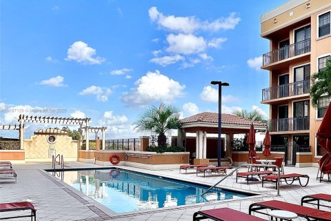 Condo in Lake Worth, Florida, 1 bedroom  № 1730638 - photo 8