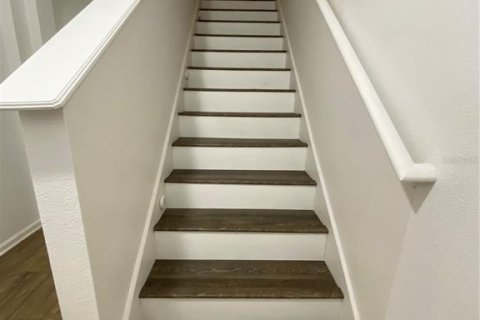 Снять в аренду таунхаус в Орландо, Флорида 12 комнат, 141.21м2, № 1914560 - фото 21