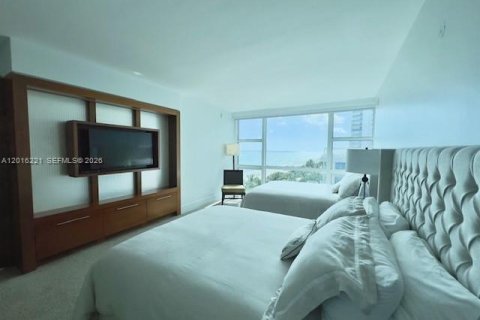Condo in Miami Beach, Florida, 1 bedroom  № 2186076 - photo 16
