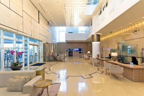 Condo in Miami Beach, Florida, 1 bedroom  № 2186076 - photo 29