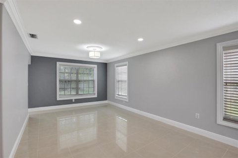 House in Sunrise, Florida 4 bedrooms, 215.9 sq.m. № 2085267 - photo 5