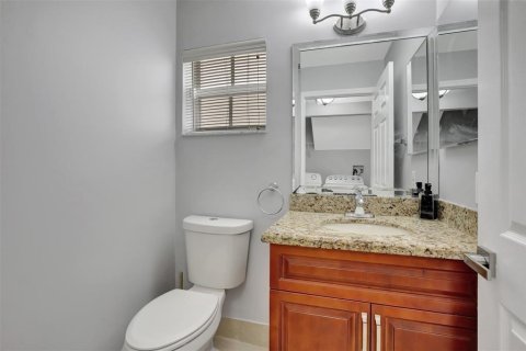 House in Sunrise, Florida 4 bedrooms, 215.9 sq.m. № 2085267 - photo 22