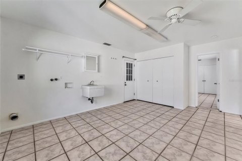 Villa ou maison à louer à Sarasota, Floride: 3 chambres, 180.42 m2 № 1688178 - photo 20