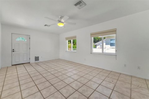 Villa ou maison à louer à Sarasota, Floride: 3 chambres, 180.42 m2 № 1688178 - photo 13