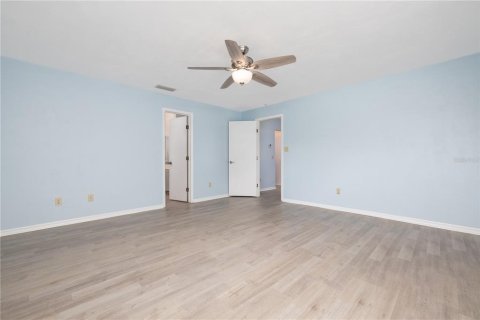 Villa ou maison à vendre à Port Orange, Floride: 4 chambres, 180.88 m2 № 2230862 - photo 15