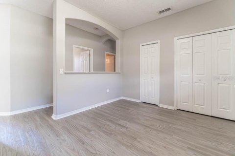 House in Kissimmee, Florida 4 bedrooms, 152.55 sq.m. № 1842299 - photo 11
