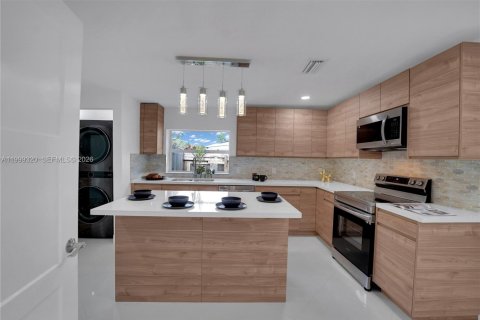 Дом в Форт-Лодердейл, Флорида 1 спальня, 169.36м2 № 2064169