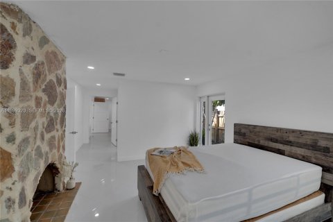 Снять в аренду виллу или дом в Форт-Лодердейл, Флорида 1 спальня, 169.36м2, № 2064169 - фото 11