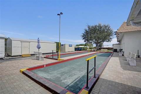 House in Boynton Beach, Florida 2 bedrooms, 100.33 sq.m. № 2033595 - photo 27