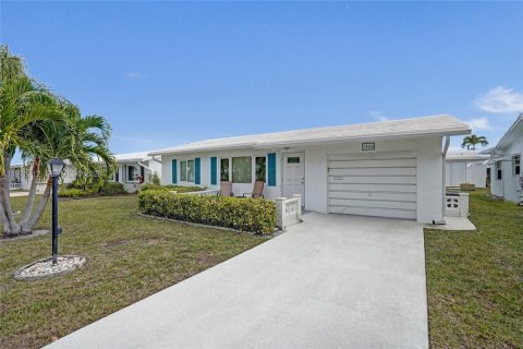 House in Boynton Beach, Florida 2 bedrooms, 100.33 sq.m. № 2033595 - photo 3