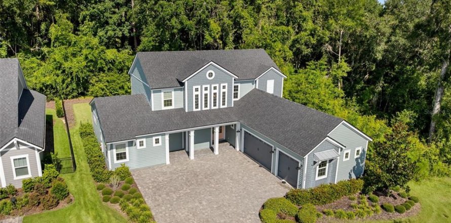 Casa en Gainesville, Florida 4 dormitorios, 299.05 m2 № 1888449