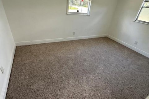 House in Plant City, Florida 3 bedrooms, 107.02 sq.m. № 1854012 - photo 28