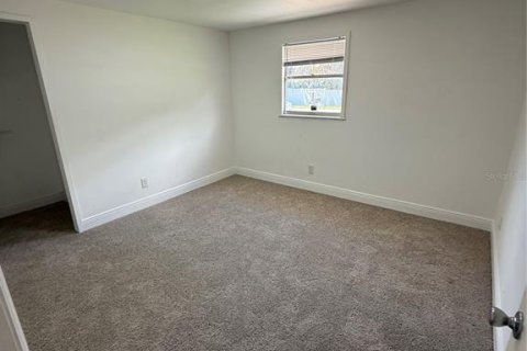 House in Plant City, Florida 3 bedrooms, 107.02 sq.m. № 1854012 - photo 23