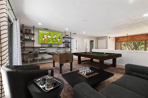 Casa en venta en Tampa, Florida, 4 dormitorios, 410.54 m2 № 1886740 - foto 8