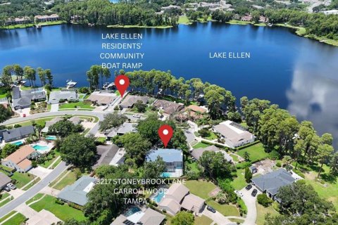 Casa en venta en Tampa, Florida, 4 dormitorios, 410.54 m2 № 1886740 - foto 1