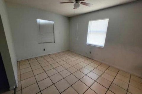 Casa en venta en Okeechobee, Florida, 3 dormitorios, 143.53 m2 № 2251981 - foto 8