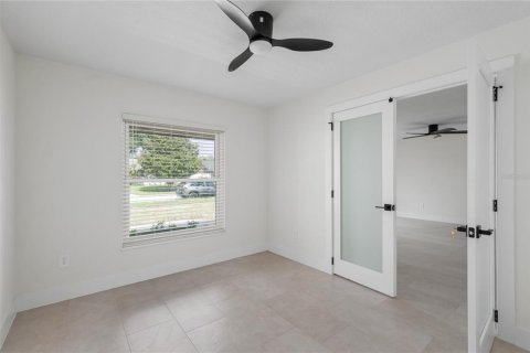 Villa ou maison à vendre à Orlando, Floride: 4 chambres, 176.33 m2 № 2299469 - photo 27