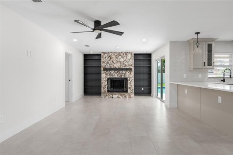 Villa ou maison à vendre à Orlando, Floride: 4 chambres, 176.33 m2 № 2299469 - photo 23
