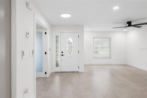 Villa ou maison à vendre à Orlando, Floride: 4 chambres, 176.33 m2 № 2299469 - photo 19