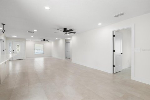 Villa ou maison à vendre à Orlando, Floride: 4 chambres, 176.33 m2 № 2299469 - photo 25