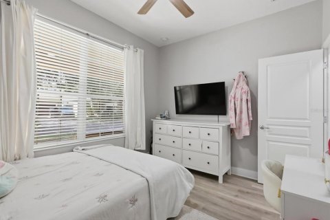 House in Windermere, Florida 3 bedrooms, 158.49 sq.m. № 2205451 - photo 21