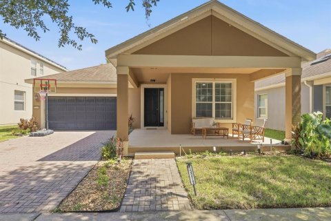 House in Windermere, Florida 3 bedrooms, 158.49 sq.m. № 2205451 - photo 2