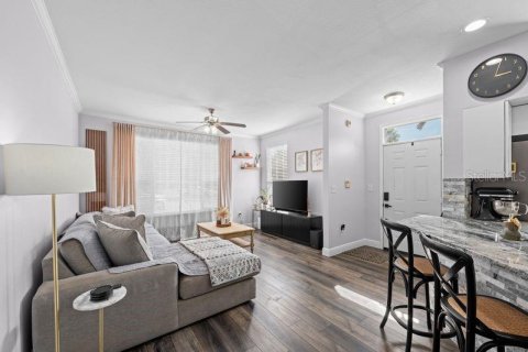 Copropriété à louer à Tampa, Floride: 2 chambres, 105.91 m2 № 2421749 - photo 2