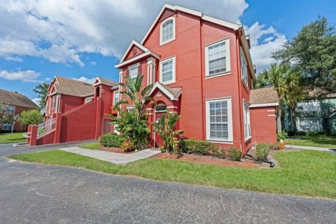 Condo à Tampa, Floride, 2 chambres  № 2421749