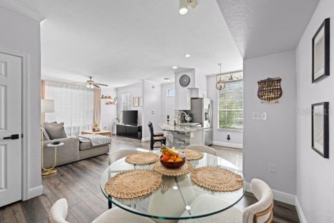 Copropriété à louer à Tampa, Floride: 2 chambres, 105.91 m2 № 2421749 - photo 5