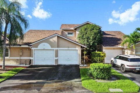 Touwnhouse à Deerfield Beach, Floride 2 chambres, 121.52 m2 № 2414614