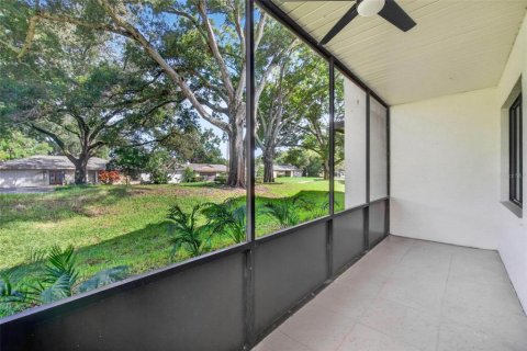 Villa ou maison à vendre à Palm Harbor, Floride: 2 chambres, 124.02 m2 № 2415298 - photo 17