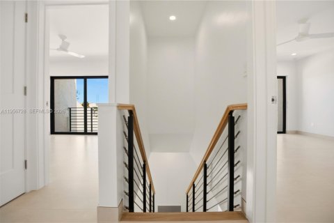 Adosado en alquiler en Miami Lakes, Florida, 4 dormitorios, 162.21 m2 № 2010650 - foto 29