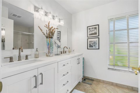 Casa en venta en Sarasota, Florida, 3 dormitorios, 176.7 m2 № 1597279 - foto 8