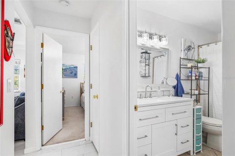 Casa en venta en Sarasota, Florida, 3 dormitorios, 176.7 m2 № 1597279 - foto 18