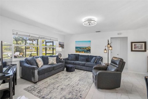 Casa en venta en Sarasota, Florida, 3 dormitorios, 176.7 m2 № 1597279 - foto 13