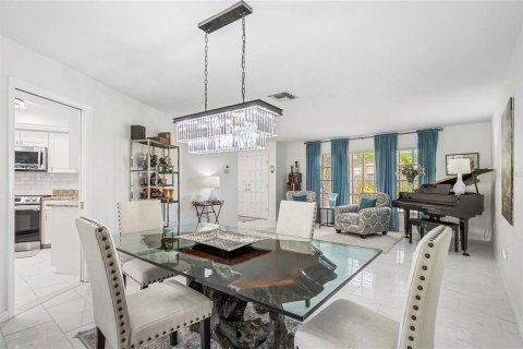 Casa en venta en Sarasota, Florida, 3 dormitorios, 176.7 m2 № 1597279 - foto 6