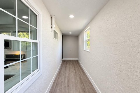 Villa ou maison à vendre à Daytona Beach, Floride: 4 chambres, 151.62 m2 № 2399571 - photo 10