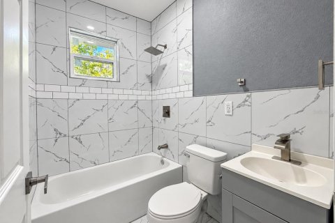 Villa ou maison à vendre à Daytona Beach, Floride: 4 chambres, 151.62 m2 № 2399571 - photo 8