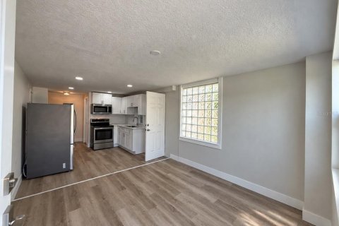 Villa ou maison à vendre à Daytona Beach, Floride: 4 chambres, 151.62 m2 № 2399571 - photo 11