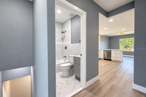 Villa ou maison à vendre à Daytona Beach, Floride: 4 chambres, 151.62 m2 № 2399571 - photo 4