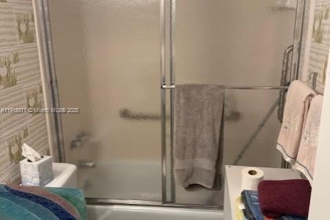 Купить кондоминиум в Форт-Лодердейл, Флорида 2 спальни, 94.76м2, № 1971367 - фото 5