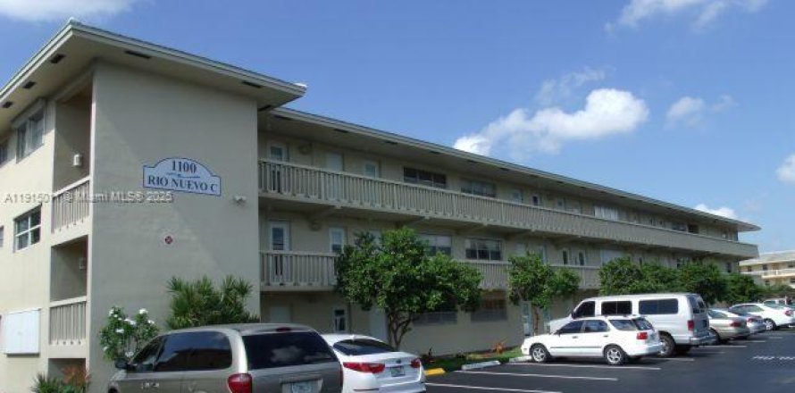 Кондоминиум с 2 спальнями в Форт-Лодердейл, Флорида № 1971367