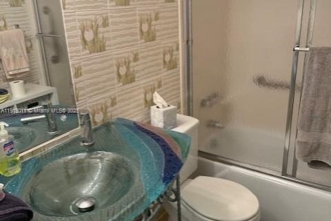 Купить кондоминиум в Форт-Лодердейл, Флорида 2 спальни, 94.76м2, № 1971367 - фото 6